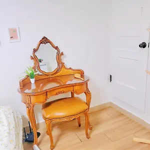 Pensión Jenny House