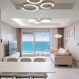https://le-collective-osiria.busan-hotelsweb.com