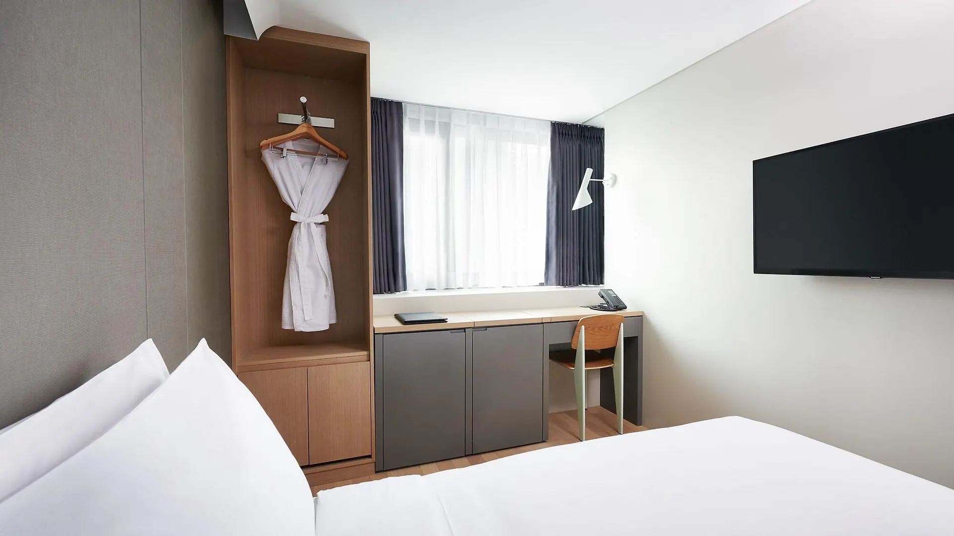 Hotel Peyto Samseong Seoul 3*,  South Korea