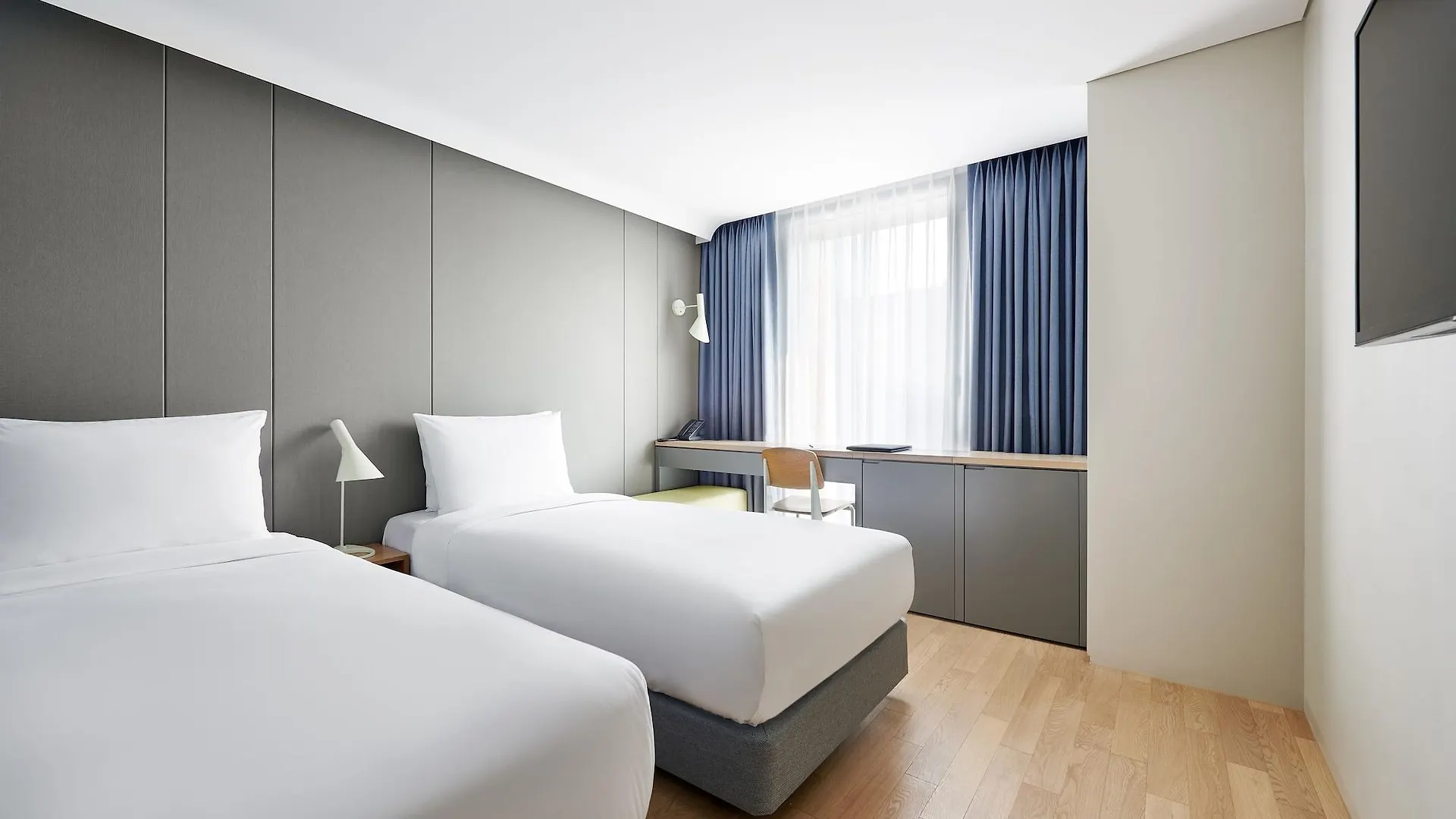 Hotel Peyto Samseong Soul 3*,